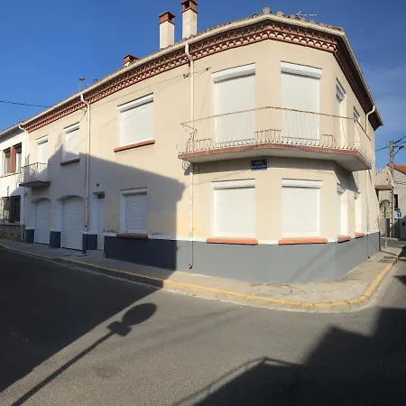 La Sant Marti Apartman *